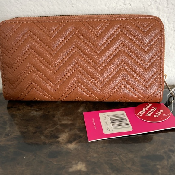 New! Rampage Brown amd Gold Zippered Cell Phone Wallet - Picture 7 of 9